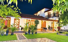 White Villa Airport Transit Hotel
